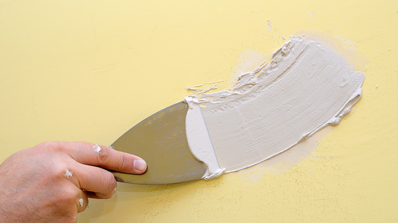 how-to-fill-cracks-and-dents-in-walls-main